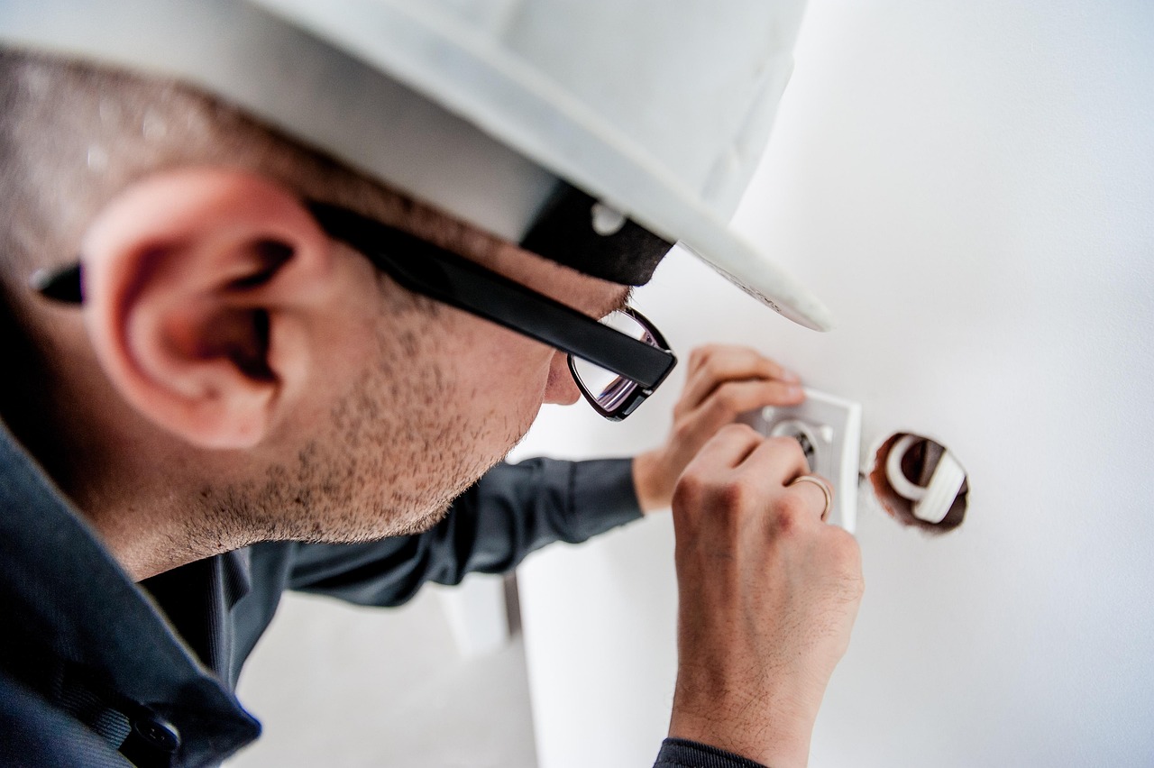 Unsere Elektromeister bei der Arbeit
